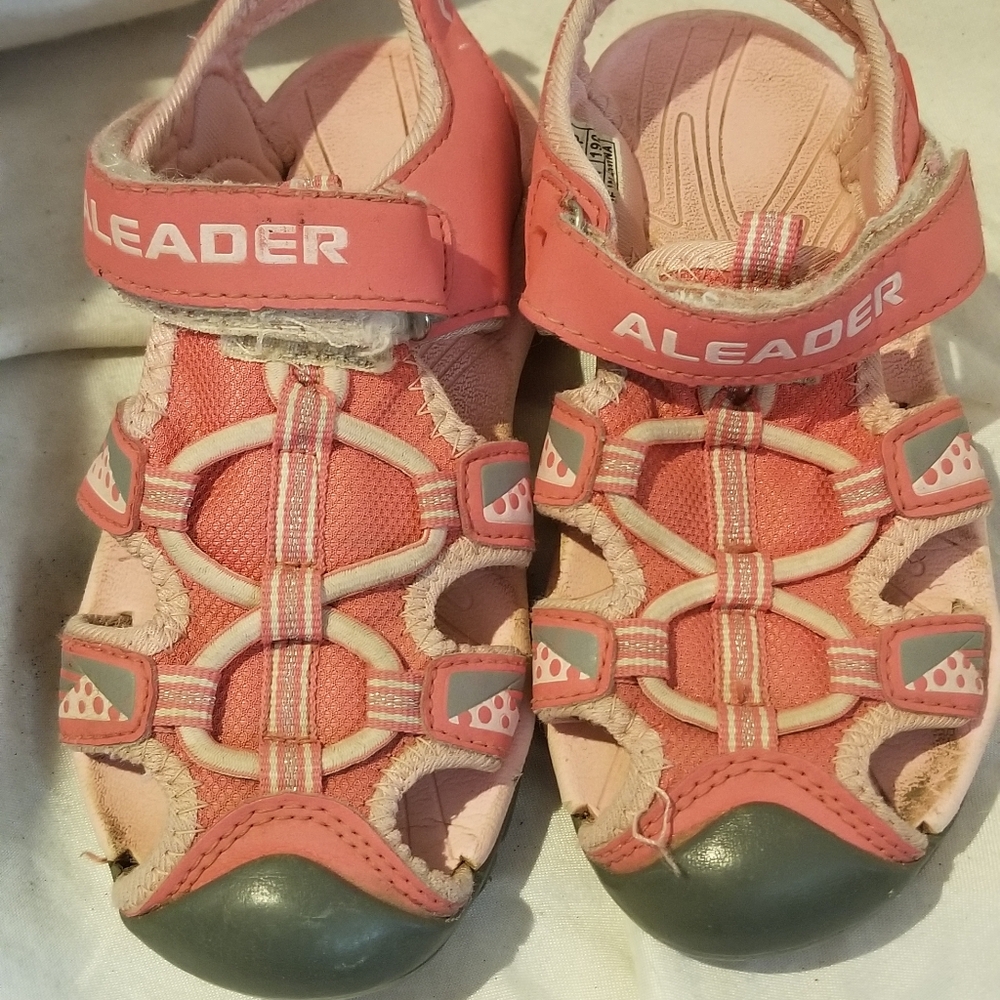 Aleader girls rubber toe open pink sandle size 13
